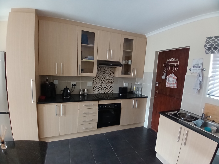 To Let 3 Bedroom Property for Rent in South End Eastern Cape